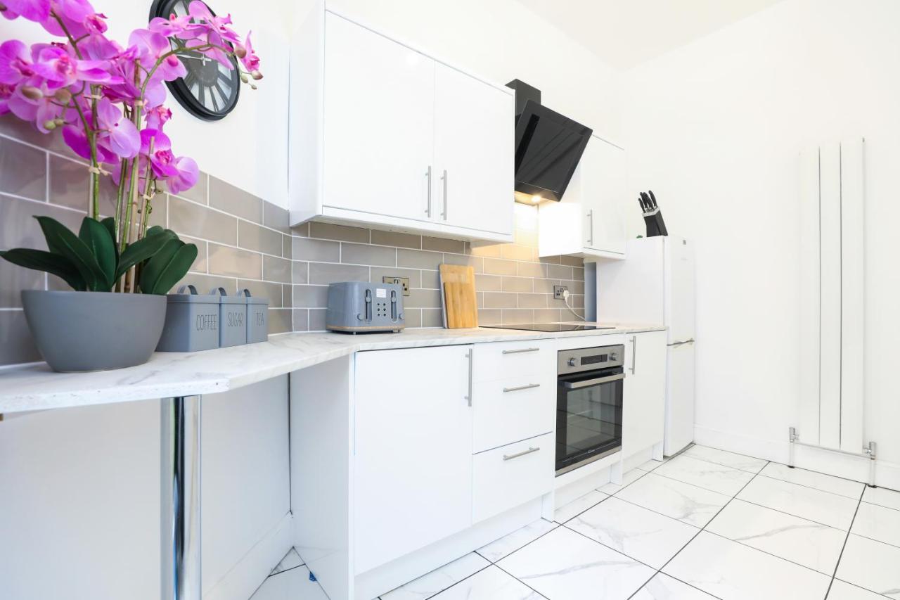 إدنبرة Stunning Modern 3 Bedroom Apartment المظهر الخارجي الصورة
